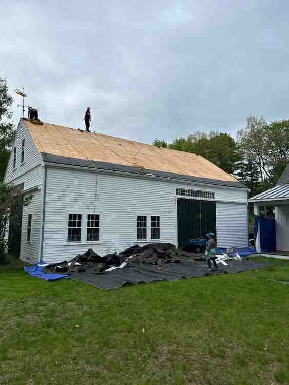 Don’t Get Ripped Off: How to Pick the Best New Roof Company Near You