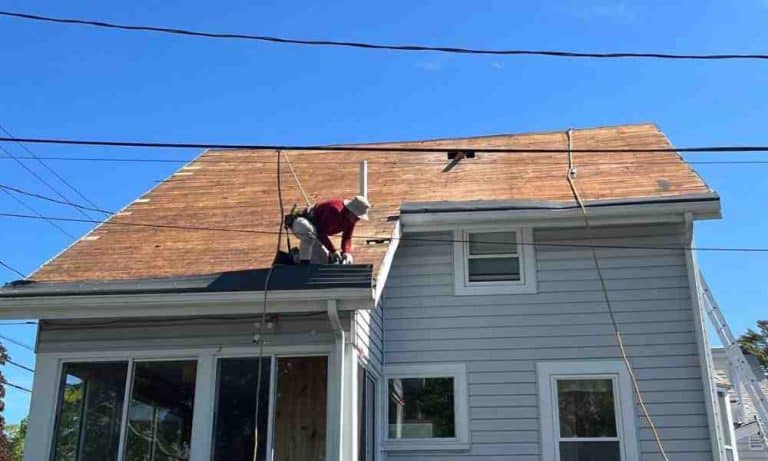 The Easiest Way to Repair a Roof Leak